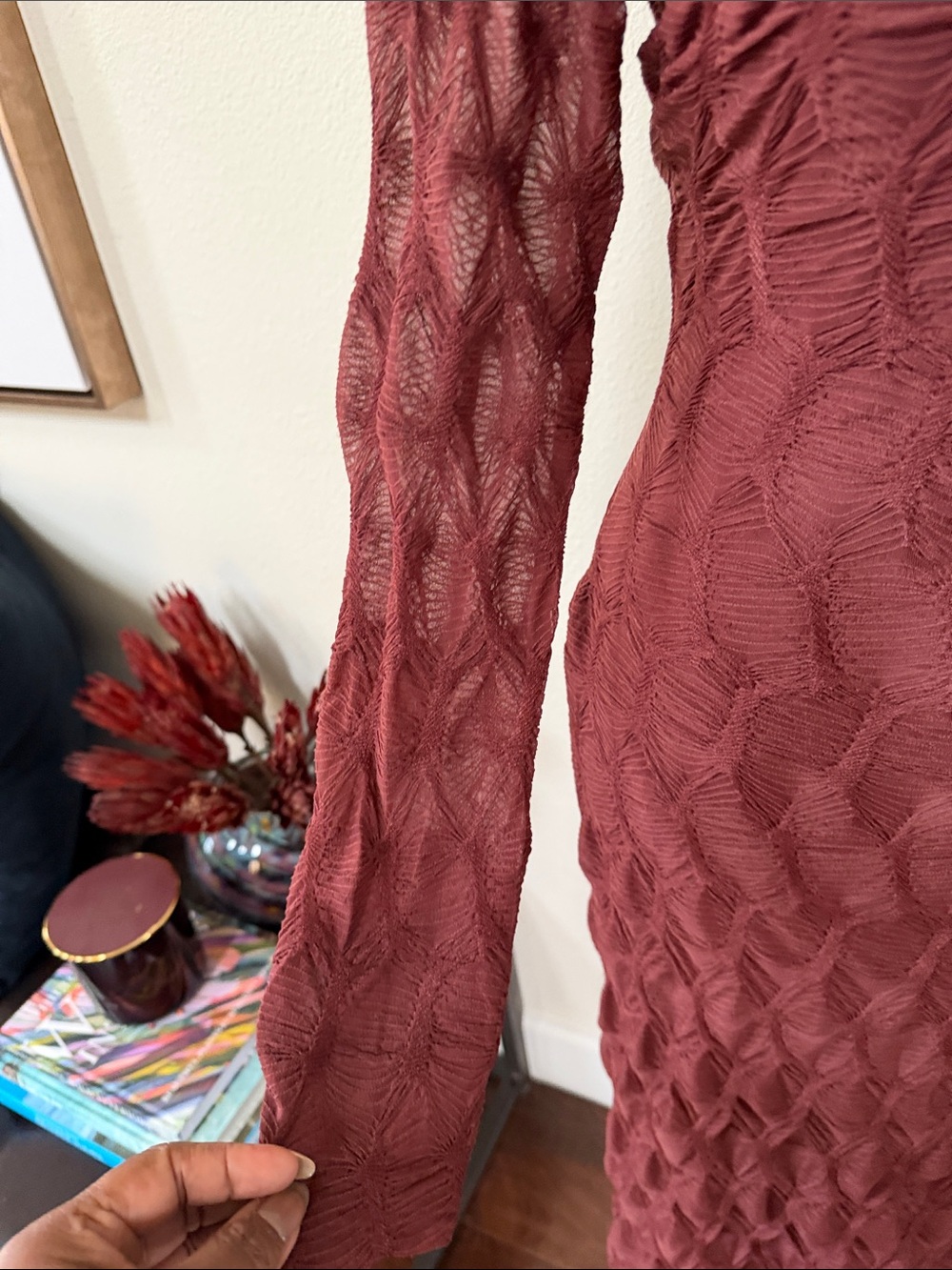 ANTONIO MELANI Textured Long-Sleeve Maxi Dress in wine-brown - Picture 4 of 6
